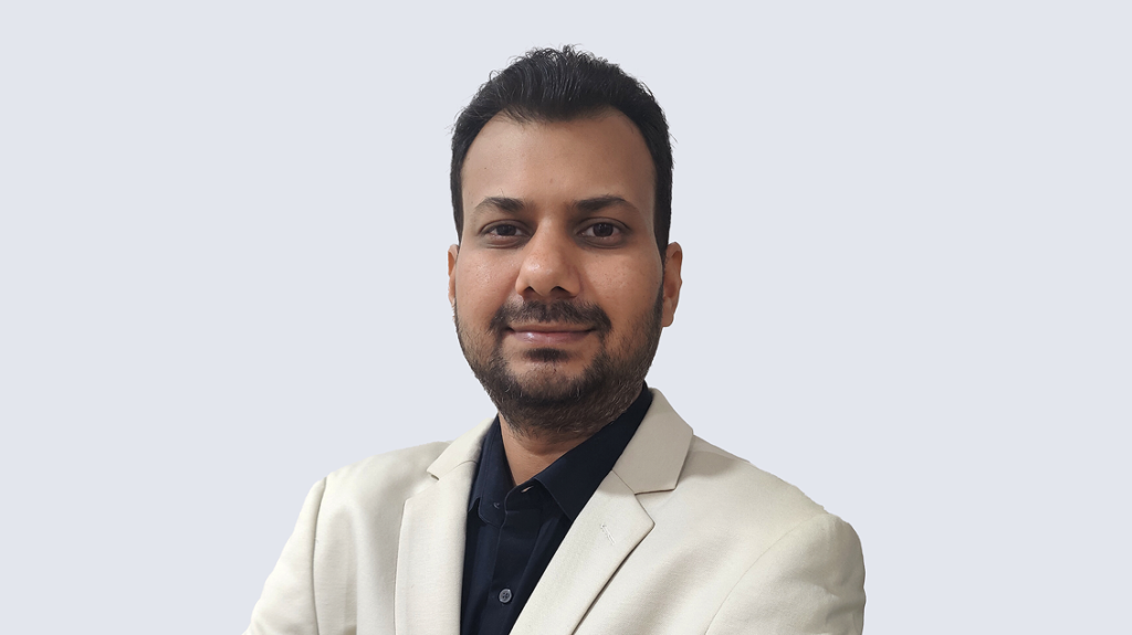 Ankit Vishwakarma, Technical Architect, From Physical Data Centers to ...